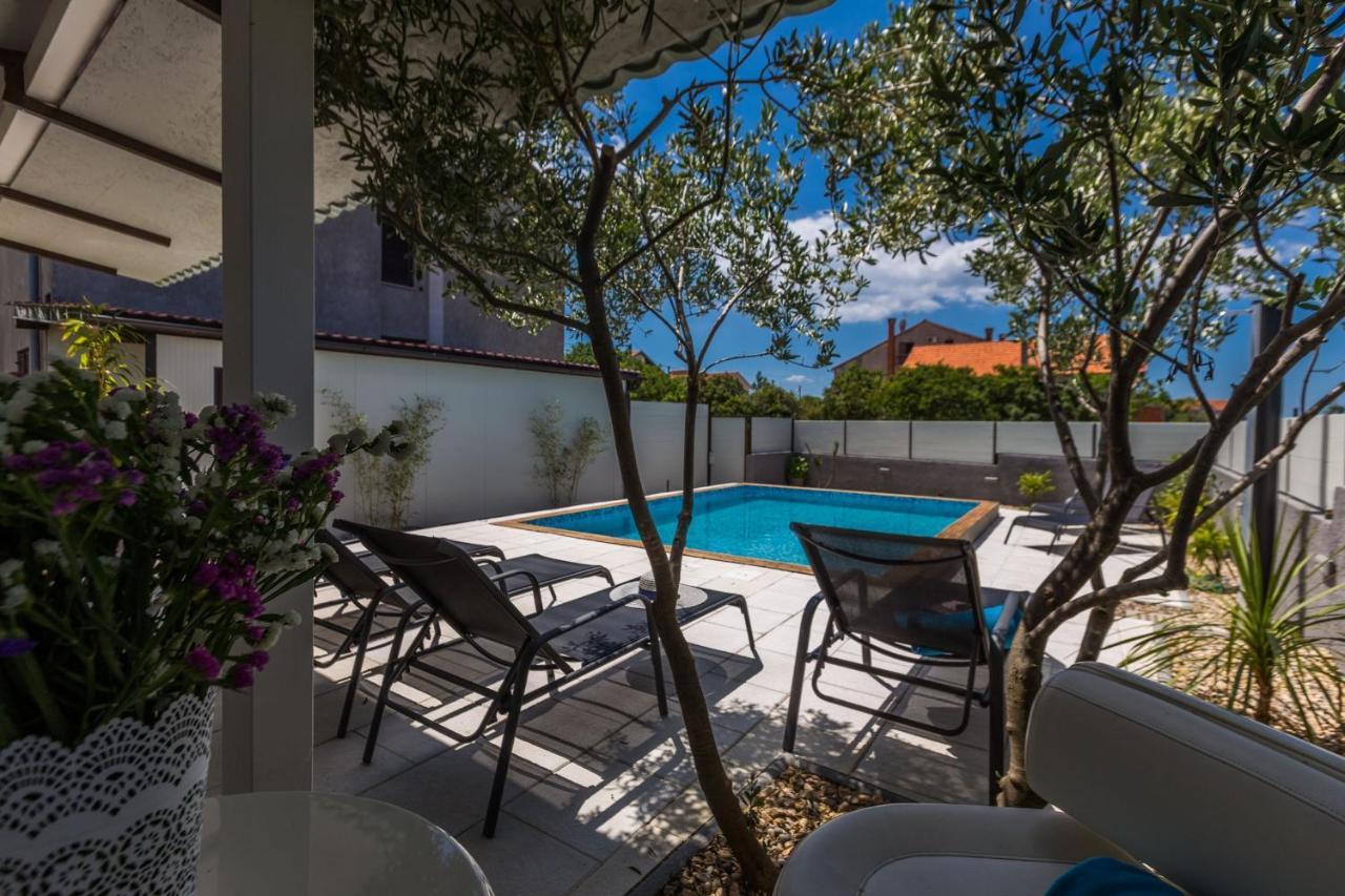 Katina Apartment With Private Pool Zadar Zewnętrze zdjęcie